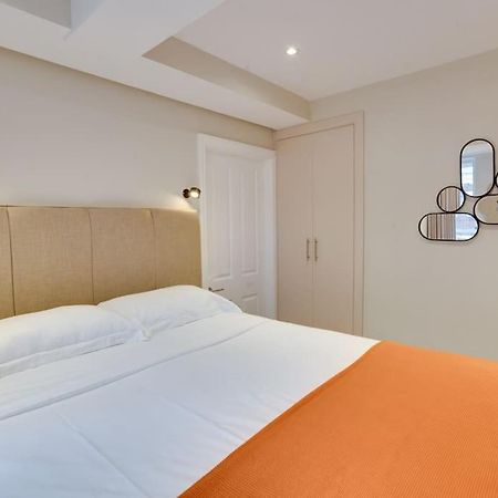 Glamorous Art Deco Flat In Chelsea ลอนดอน ภายนอก รูปภาพ